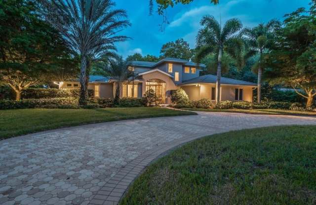 3415 E Forest Lke - 3415 East Forest Lake Drive, Sarasota Springs, FL 34232