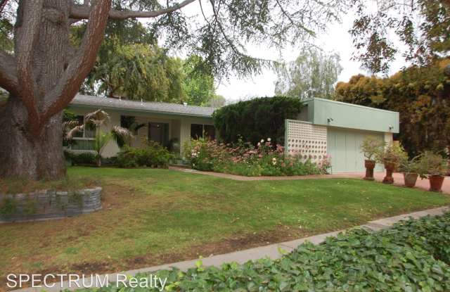 940 Barcelona Drive