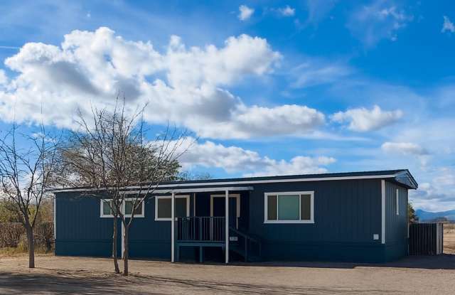 Photo of Charming 3 Bedroom Home