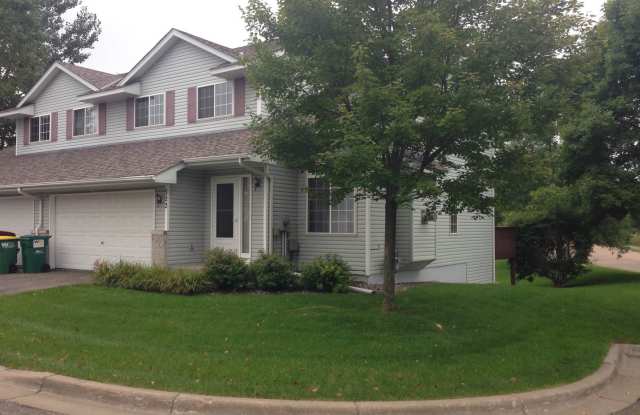 End Unit 3 bed finished basement Town Home