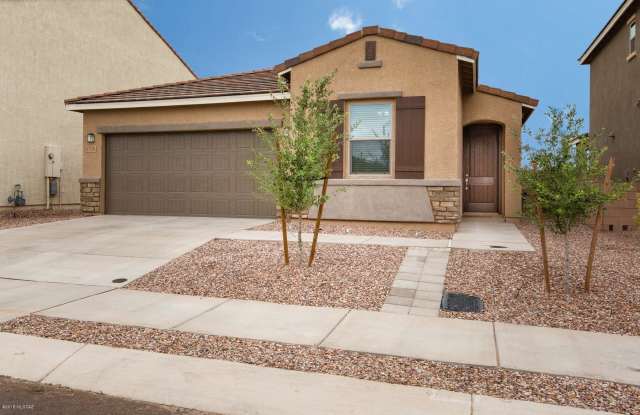 6574 E Via Jardin Verde - 6574 E via Jardin Verde, Tucson, AZ 85756