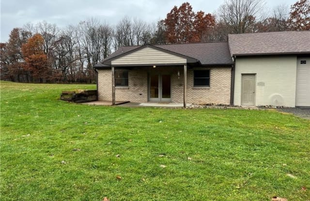 501 Dinnerbell Rd - 501 Dinnerbell Road, Butler County, PA 16002