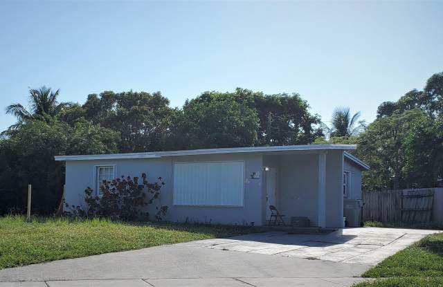 1270 NE 42nd Street - 1270 Northeast 42nd Street, Pompano Beach, FL 33064