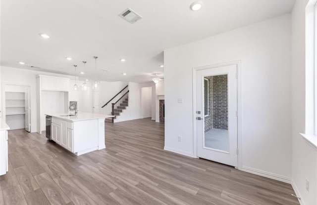 1732 Everglades Drive