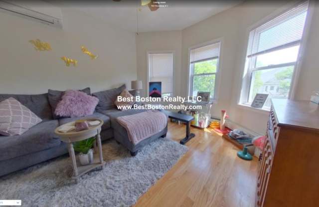 942 Broadway