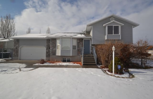 3188 S 6360 W - 3188 6360 West, West Valley City, UT 84128