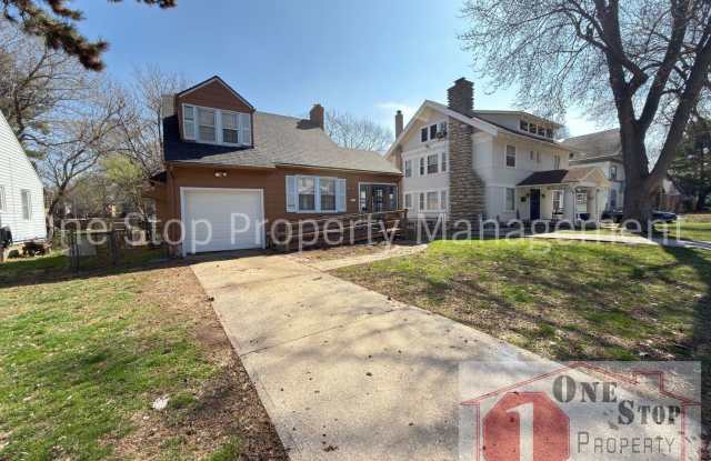 Beautiful 3 Bedroom 1 Bathroom in Kansas City!