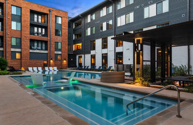 Photo of Fivetwo at Highland