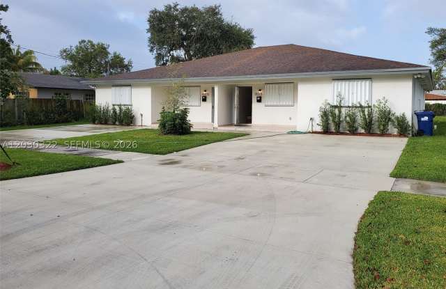10372 NW 10th Ave