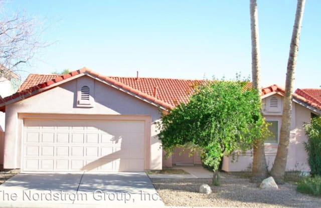 3472 W Sky Ridge Loop - 3472 West Sky Ridge Loop, Casas Adobes, AZ 85742