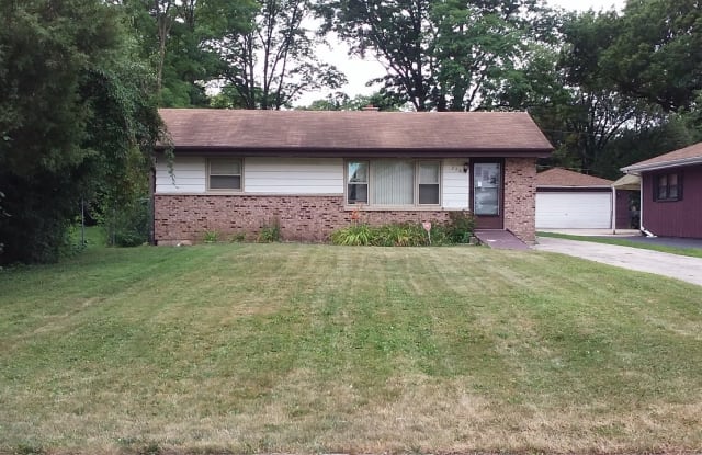 270 North Hemlock Avenue - 270 North Hemlock Avenue, Wood Dale, IL 60191