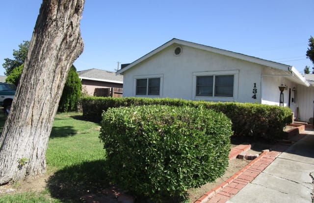 134 E 22nd Street - 134 22nd Street, Tracy, CA 95376