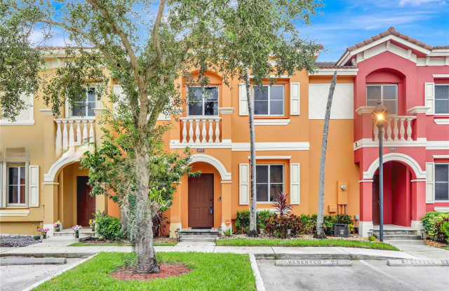 Photo of 8915 Southwest 18th Street