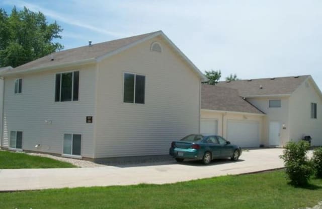 3119 Diamond St - 3119 Diamond Street, Ames, IA 50010