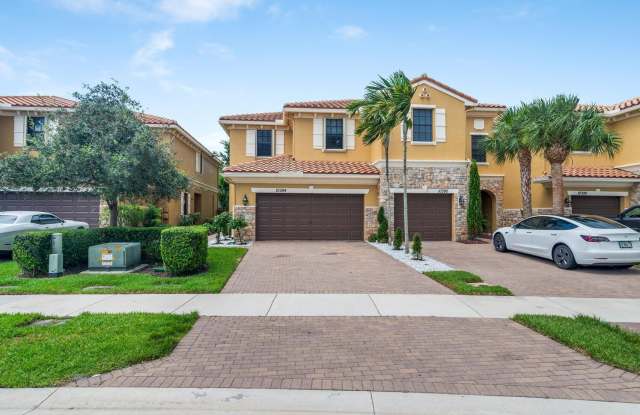 Photo of 10384 Wellington Parc Drive