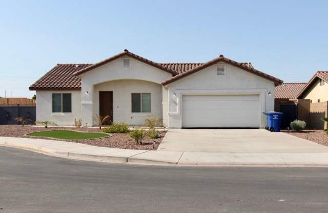 Photo of 3 bedroom home in the Yuma Valley