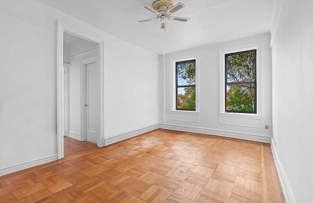205 Bleecker St Apt 4C