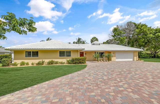 183 NW 10th Court