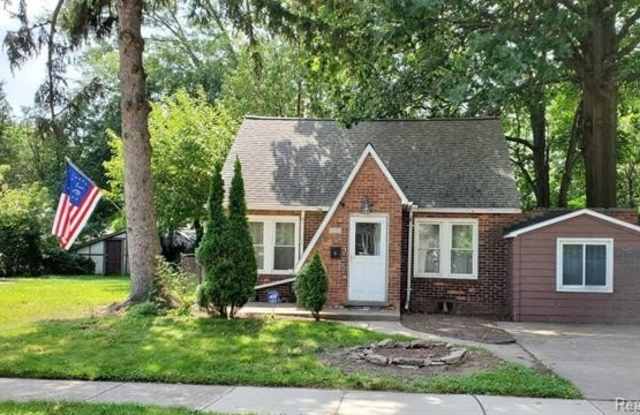 Photo of 21612 Harper Lake Avenue