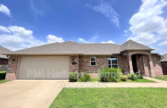 6256 Cord Ave - 6256 Cord Avenue, Springdale, AR 72762