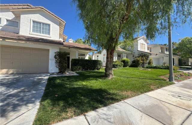 2053 SMOKETREE VILLAGE Circle