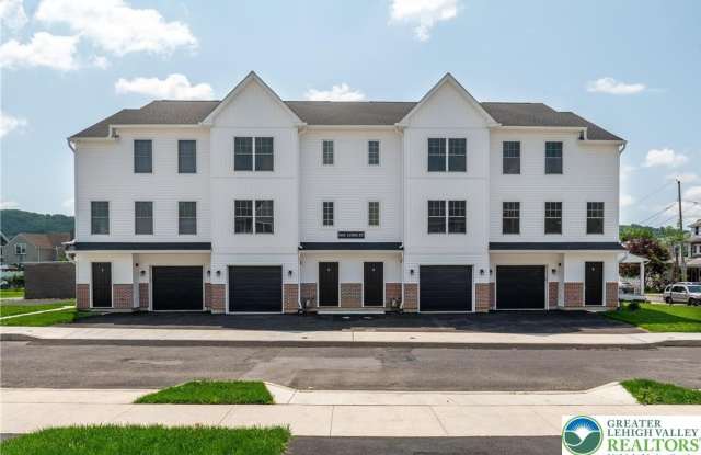 Photo of 560 Long Street unit: 1