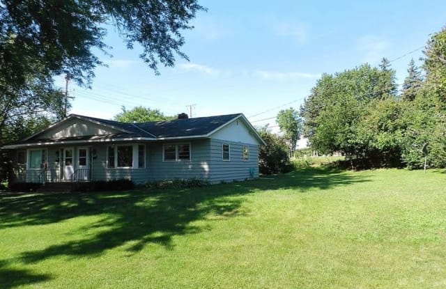 900 Pflaum Rd - 900 Pflaum Road, Madison, WI 53716