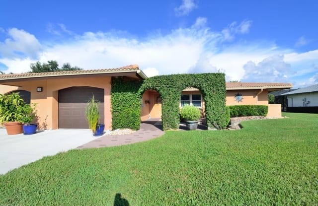 136 Coral Vine DR - 136 Coral Vine Drive, Collier County, FL 34110