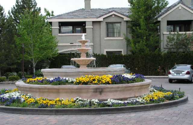 <b>South Reno Tanamera Two Bedroom Upstairs Condo<br><br>