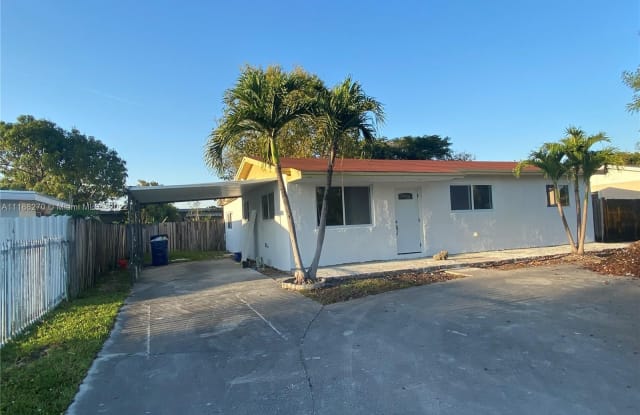 11471 Sw 197th st - 11471 SW 197th St, South Miami Heights, FL 33157