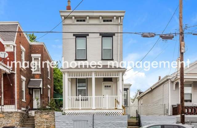 1111 Columbia Street