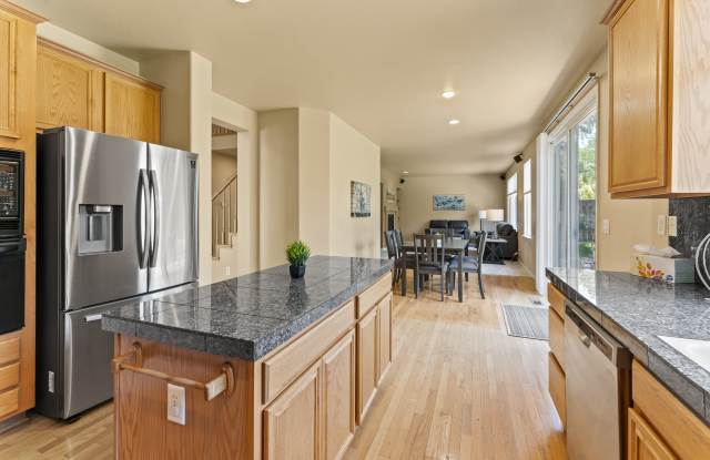 2931 Blue Grouse Drive