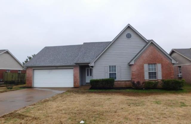 4493 Shadow Ridge Drive - 4493 Shadow Ridge Drive, Horn Lake, MS 38637