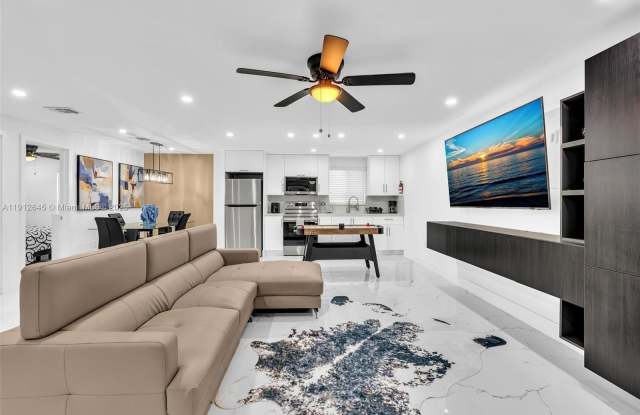 Photo of 923 NW 110th St