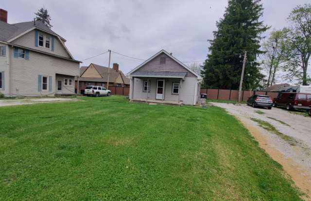 402 E Walnut St - Greensburg, IN