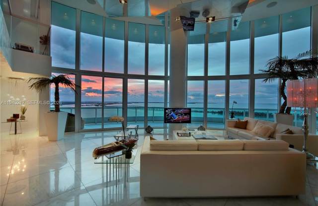 1643 Brickell Ave