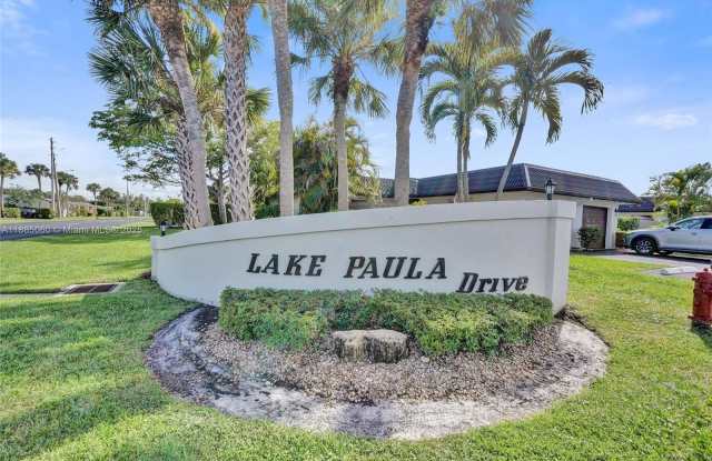 Photo of 125 Lake Paula Dr