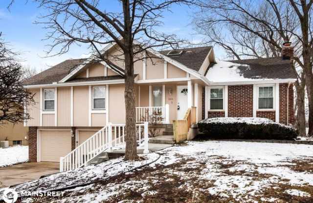 500 Southwest Windmill Lane