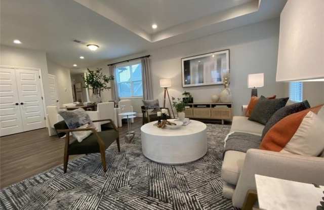 2005 Harvest Pond Circle