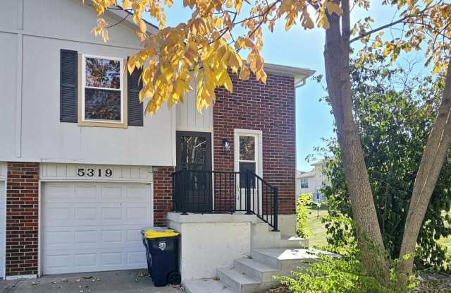 5319 Northwest 87th Street - 1