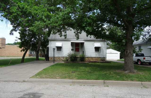 617 Roosevelt