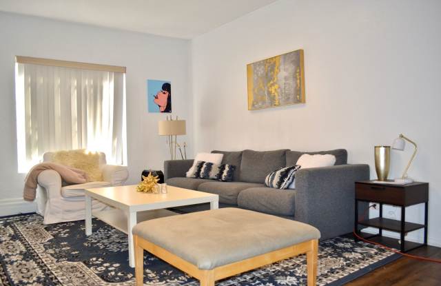 5 Bedroom with 2 Bathroom House at 721 West 32nd St.