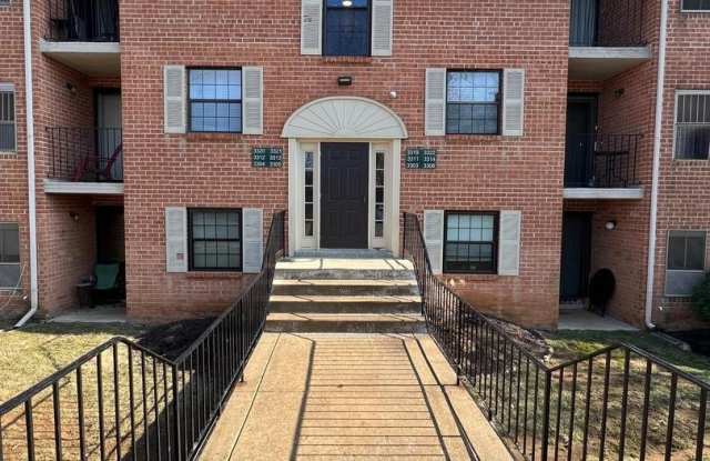 Photo of 3304 VALLEY Drive unit: 3304