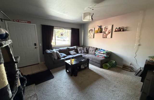 Live across from a HUGE Park!