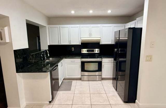 180 SW 32ND Terrace, Deerfield Beach, FL 33442 - 2356