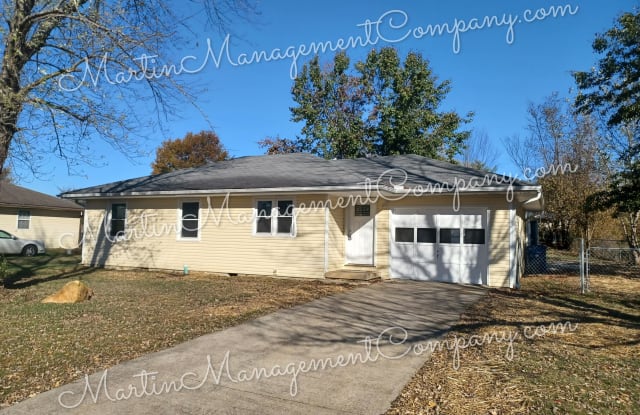 5803 Hickory Circle - 5803 Hickory Circle, Pettis County, MO 65301