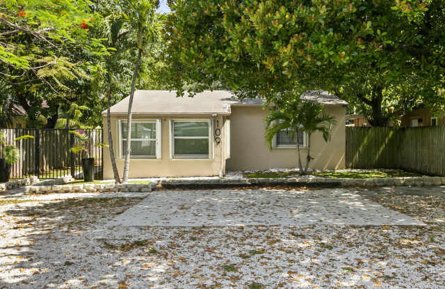 109 SE 23rd Street
