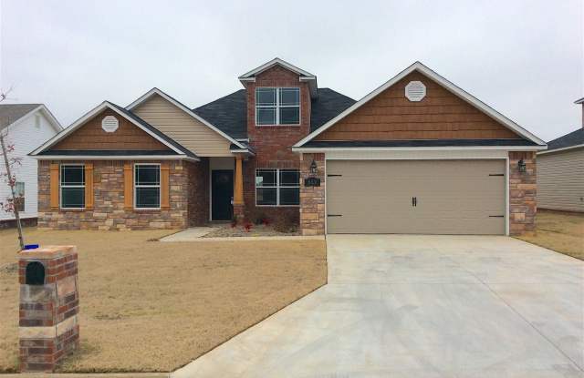 609 Ridge Point Drive - 609 Ridge Point Drive, Fort Smith, AR 72908