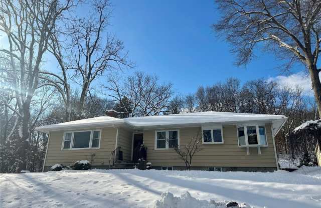 Photo of 11 Talmadge Court unit: 1