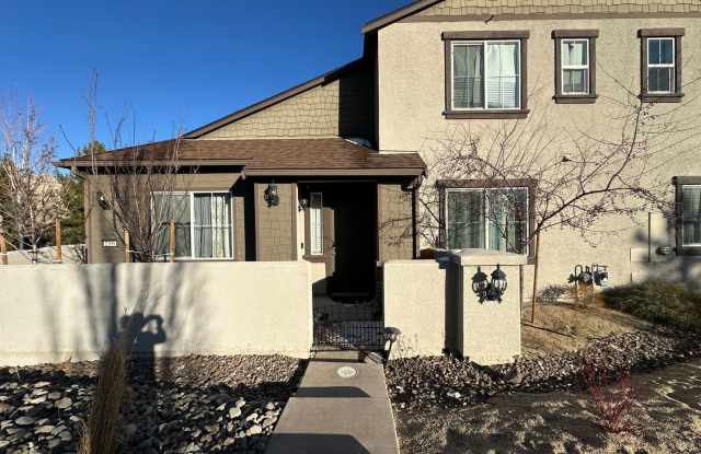 Beautiful Home in gated community of Sommersett